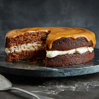 Date, toffee and cardamom cake